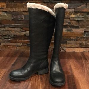 Black Shearling Snowboots